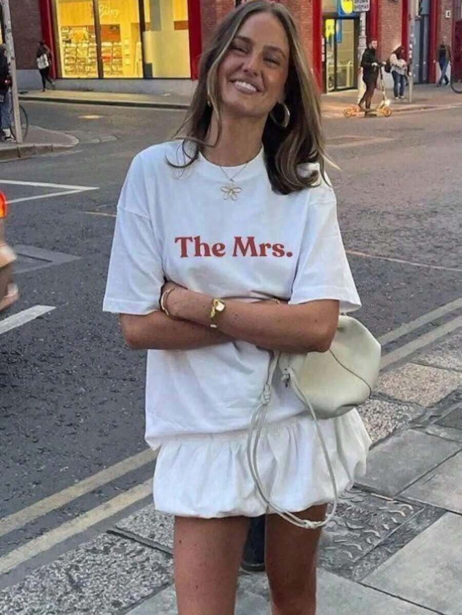 2026 New Women's Round Neck T-Shirt With "The MRS" Print For Spring/Summer - Bride T-Shirt, Wedding Gift For Her, Newlywed T-Shirt, Bachelorette Party Gift, Honeymoon T-Shirt, Bachelorette Party T-Shirt, Casual White For Wife - 白色 - 查看 1