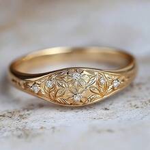 18K镀金复古宫廷风锆石雕花戒指，女士中指戒指，法式风格戒指 - 金色 - 查看 9