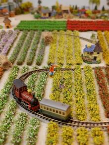 4 pcs/Box Rumput Buatan Panjang Campuran Warna, Ukuran 2,3*3,4 Inci, Mudah Dirakit, Bahan Diorama DIY, Rumput Buatan Sobek Tangan, Cocok untuk Rel Kereta Api, Lanskap Miniatur Rumah Pertanian dan Dekorasi Taman Peri, Sempurna untuk Tata Letak Jalur, Model Miniatur, Dekorasi Taman Teras dan Patio - Gugusan bunga dan rumput - View 7