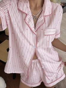 Set de pijama de 2 piezas con estampado de corazón dulce y rayas, con volantes en el cuello y mangas cortas para mujer - Rosa - Ver 6