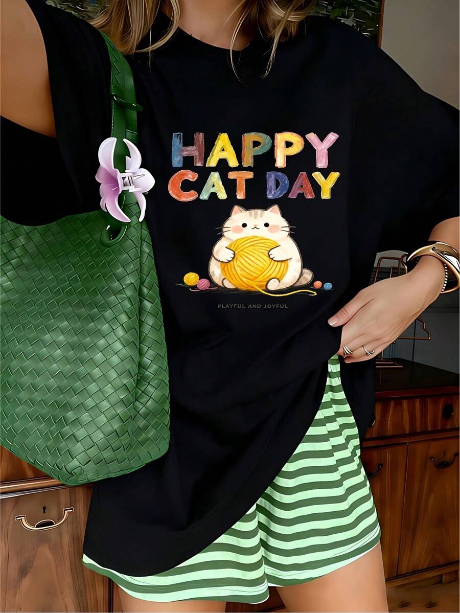 Kawaii Happy Cat Day Graphic T-Shirt, 100% Cotton Oversized Soft Breathable Casual Crewneck Short Sleeve Top, Summer Vibes Streetwear Tee for Cat Lovers and Aesthetic Fans