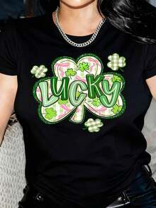 Camiseta Casual para Mujer con Diseño de Trébol de la Suerte del Día de San Patricio, Patrón a Cuadros Verdes y Motivo de Trébol para Uso Festivo. Patrick's, Estilo Chic, Ocio, Comodidad, Fiestas Navideñas, Salidas Casuales, Escuela, Deportes, Camisa de Mujer, Camiseta 100% Algodón, Duradera - Negro - Ver 1