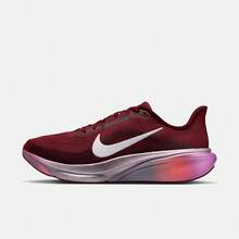 Nike 女士 W AIR ZOOM PEGASUS 42 SE 跑步鞋，IO8251-600 - 酒紅色 - 查看 2