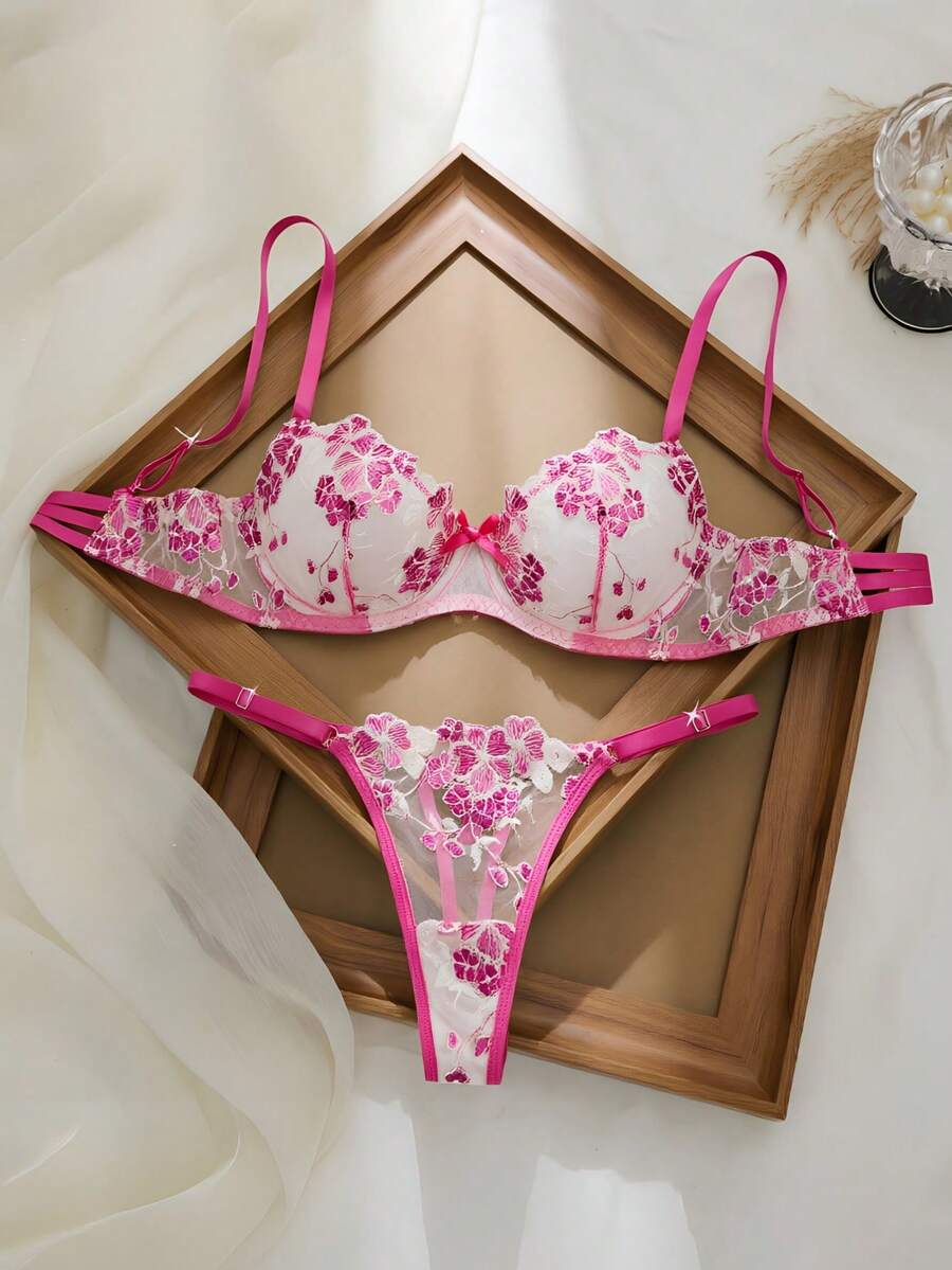 Halloween Style Sexy Transparent Floral Lace Lingerie Set For Women, Exquisitely Designed With Soft And Skin-Friendly Fabric, Available In 8 Vibrant Colors To Choose From. - Màu Hồng Tươi - Xem 1