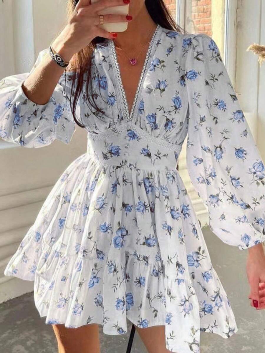 Sweet And Elegant Fitted Floral V-Neck Short Dress Spring 2026 - Blue - View 1