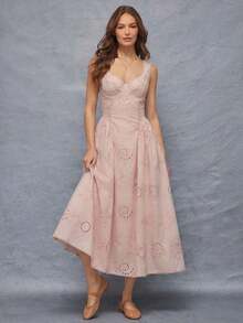 x Tata & Beatriz  Vestido midi sin mangas con ajuste entallado y vuelo, escote corazón, copas con aros, bordado con conchas marinas, cintura baja, ideal para primavera y vacaciones en la playa - Rosa vieja - Ver 1