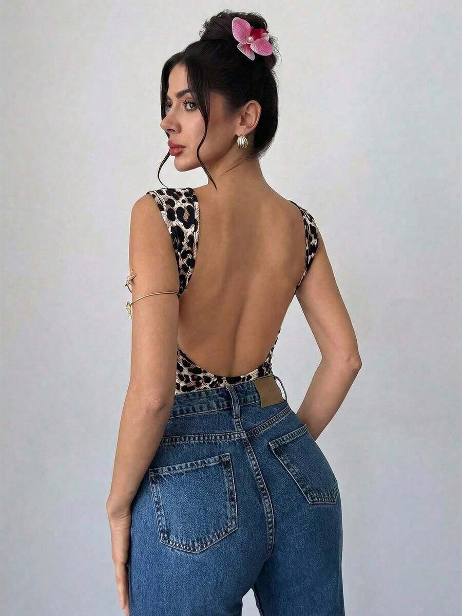 Body de unicolor con escote pronunciado y espalda descubierta, sexy y versátil para vacaciones y fiestas - Marrón - Ver 1
