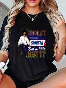 Camisetas gráficas para mujer [Tela transpirable] Camiseta gráfica para mujer con la frase "Chocolate más denso que un Snicker, pero un poco más sabroso" - Cuello redondo casual, manga corta, poliéster transpirable, corte regular - Perfecta para primavera y verano. Camisetas de algodón para mujer. - Negro - Ver 6