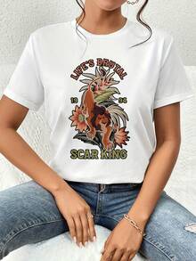 León majestuoso rodeado de flores tropicales simboliza fuerza y superación ante la vida dura de 1994 inspirando valentía interior camiseta de mujer  cómoda y casual para uso diario - Blanco - Ver 6
