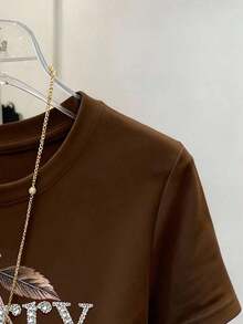 Camiseta casual de mujer de cuello redondo y manga corta con estampado digital de leopardo rosa, un regalo para amigos - Marrón - Ver 3