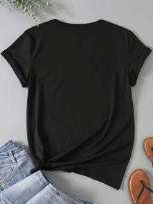 Women's T-Shirt: Every Day Is An Adventure When You're A Paraprofessional. Colorful Text And Apple Design. Short Sleeves. Crew Neck. Casual Wear For Teachers And Education Workers. 220g - 黑色 - 查看 2