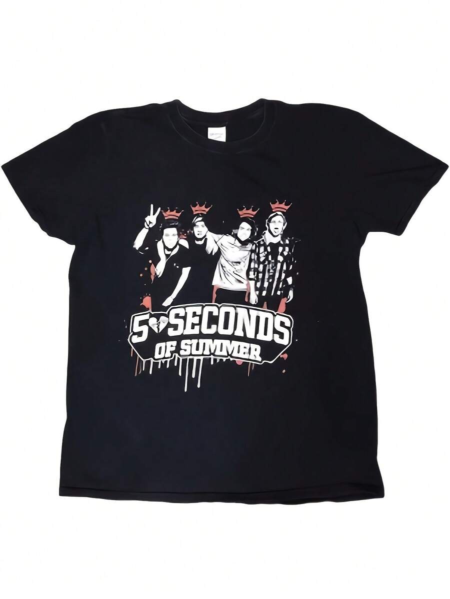 5 Seconds Of Summer Pop-Punk Rock Band T-Shirt For Men And Women. Soft And Versatile, This All-Season Casual Essential Is Perfect For Any Time Of Year. An Affordable Everyday Wearer, It Makes A Great Gift For Fans And Friends. With Its Crisp, Streamlined Cut, This T-Shirt Creates A Clean And Vibrant Look. Its Relaxed Yet Flattering Silhouette Suits All Body Types, Offering A Style That's Both Casual And Sophisticated. - 黑色 - 查看 1
