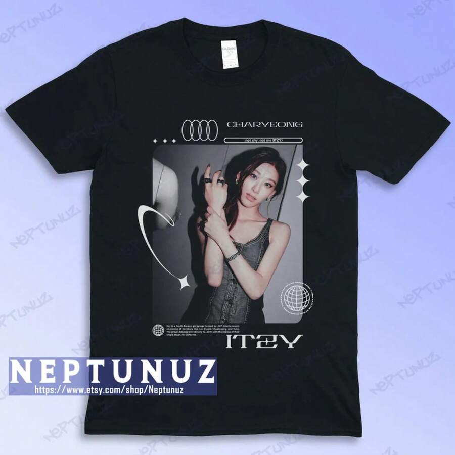Chaeryeong T-Shirt, Retro Graphic T-Shirt - 黑色 - View 1