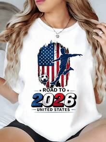 Image Of A Soccer Player In Front Of The United States Flag Symbolizing Sportsmanship And Patriotic Spirit On The Road To The 2026 Tournament. Women's Casual Modern Comfortable T-Shirt - 白色 - 查看 1