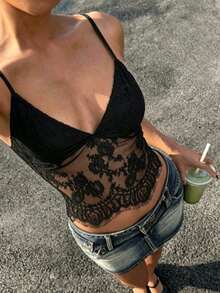 Women's Summer Top, Sexy Black Spaghetti Strap Tank Top With Lace Patchwork, Cropped Fitted Backless Camisole, Fashionable Streetwear Casual Vacation Sexy Tank, Suitable For 's Day, June Festival, Dates, Gatherings, Parties, Travel, Vacation, Beach And Other Occasions, Summer Outfit, Top - Black - View 11