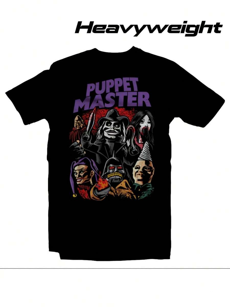 Camiseta gráfica Puppet Master Horrorie negra de manga corta con diseño de personaje colorido, tela suave, corte regular, camisa casual unisex para hombre y mujer, cómoda para todas las estaciones, cuello redondo, estampado por transferencia de calor. Con un corte nítido y estilizado, esta prenda crea un look limpio y vibrante cuando se lleva puesta.Su silueta holgada pero favorecedora se adapta a todo tipo de cuerpos, ofreciendo un estilo que es a la vez casual y con un toque de elegancia. - Negro - Ver 1