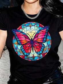 Camiseta Casual 1 Pieza para Mujer con Estampado de Mariposa en Vitral - Tonos Vibrantes Rojo, Azul y Morado, Suave y Transpirable, Corte Holgado y Relajado, Cuello Redondo Clásico, Manga Corta, Ropa Casual de Verano, Estilo Boho-Chic con Diseño Intrincado de Alas Multicolor, Comodidad para Todas las Temporadas, Patrón Geométrico, Tela No Elástica, Corte Holgado para Combinar con Otras Prendas, Cuello Redondo, Manga Corta, para Salidas Casuales y Uso Diario, Pieza de Moda Cómoda y Elegante, Artículo de Almacén Local para Mujer, Camiseta para Mujer 100% Algodón, Duradera - Negro - Ver 1
