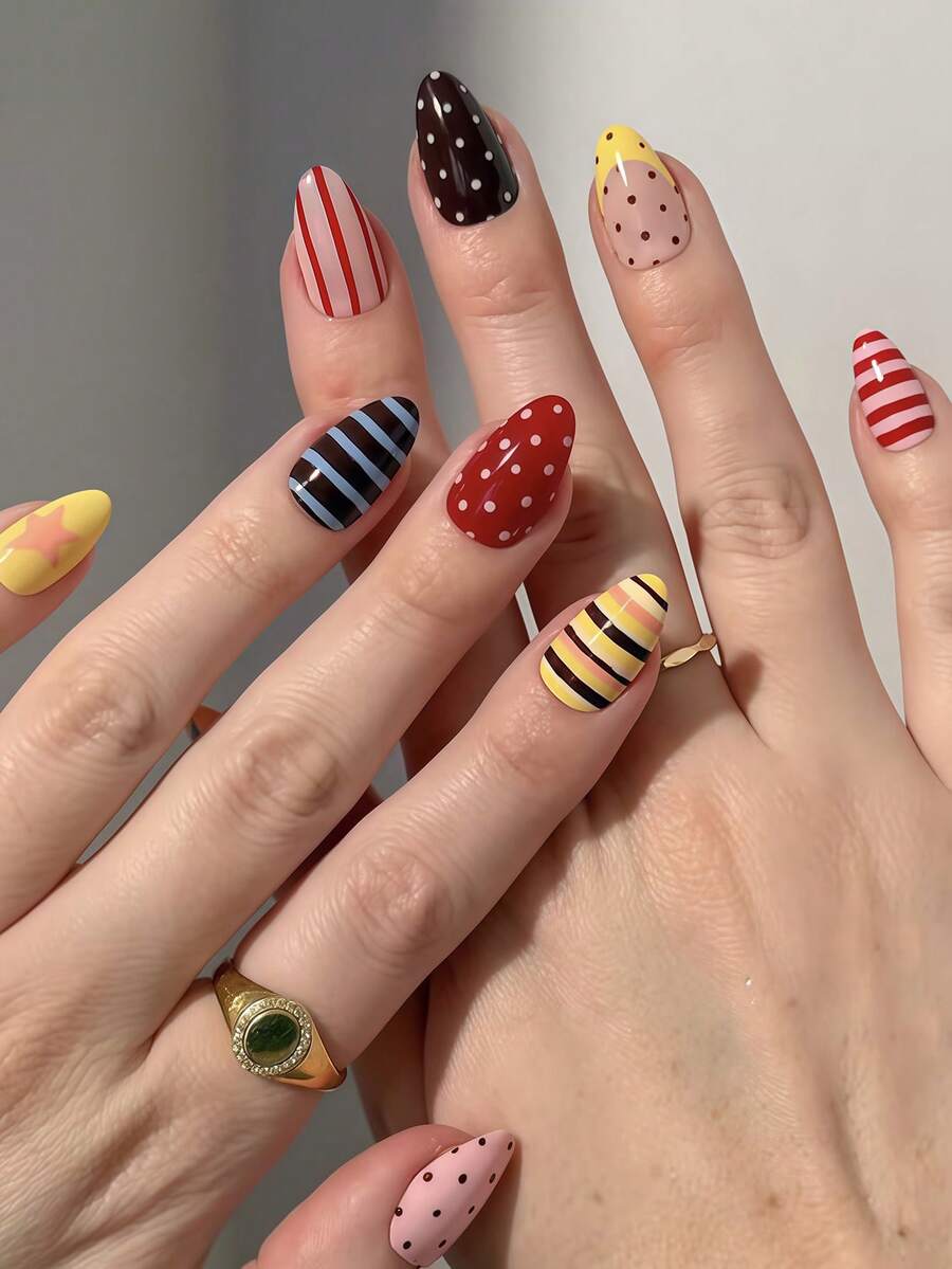 24pcs Oval Nail Stickers With Romantic Vibe, Y2K Star Stripe Polka Dot French Style Full Coverage Fake Nails, Suitable For Women And Girls, Summer Party Office Daily Wear, Includes 1 Adhesive Sheet And 1 Mini Nail File, Random Shipment - Multicolor - View 1