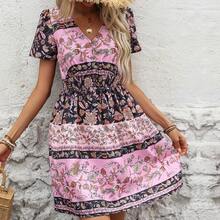 Women's Pink And Black Dress With Bohemian Floral Print, V-Neck, High Elastic Waist, Short, Sweet Skirt, Lightweight Fabric Ideal For Spring And Summer, Vintage And Casual Style Perfect For Holidays, Beach Parties And Walks - 粉色 - 查看 5
