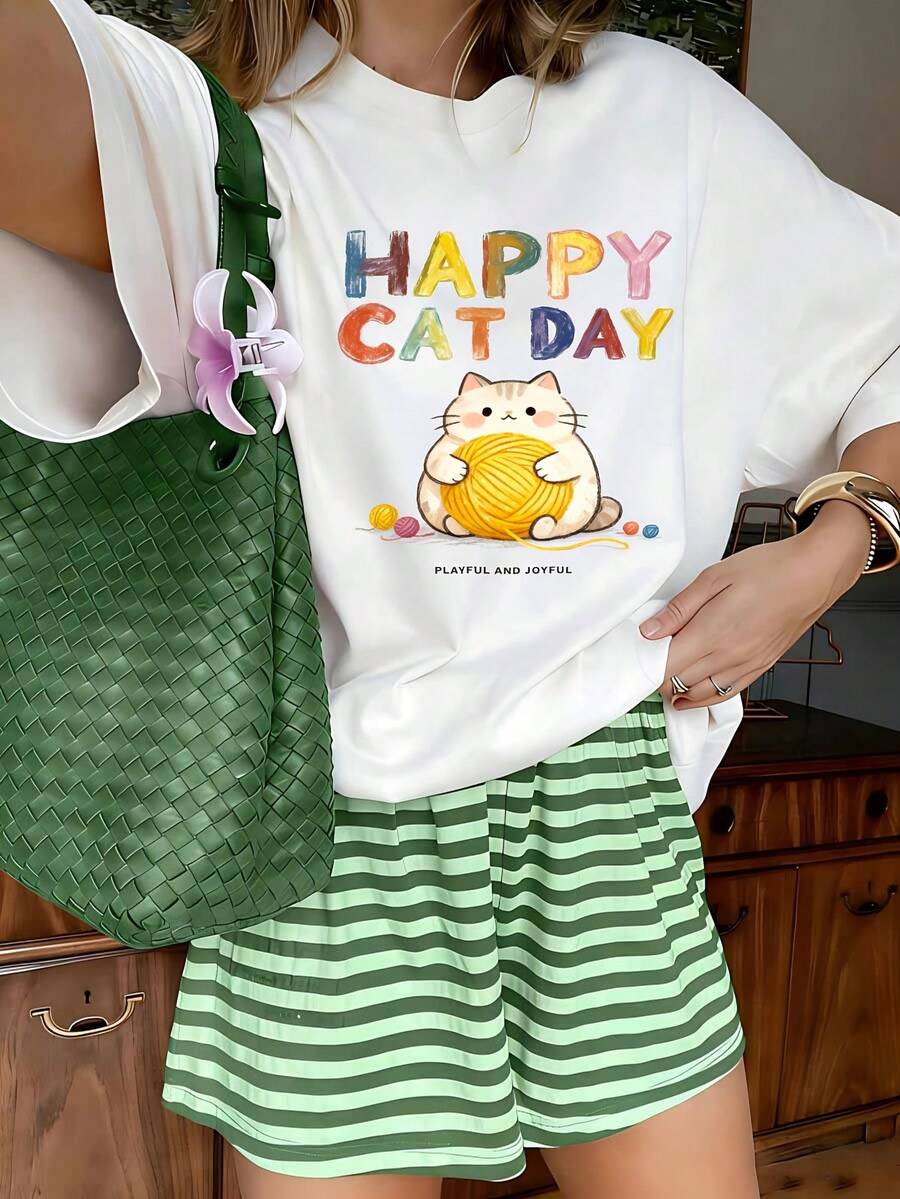 Kawaii Happy Cat Day Graphic T-Shirt, 100% Cotton Oversized Soft Breathable Casual Crewneck Short Sleeve Top, Summer Vibes Aesthetic Tee for Cat Lovers and Playful Women