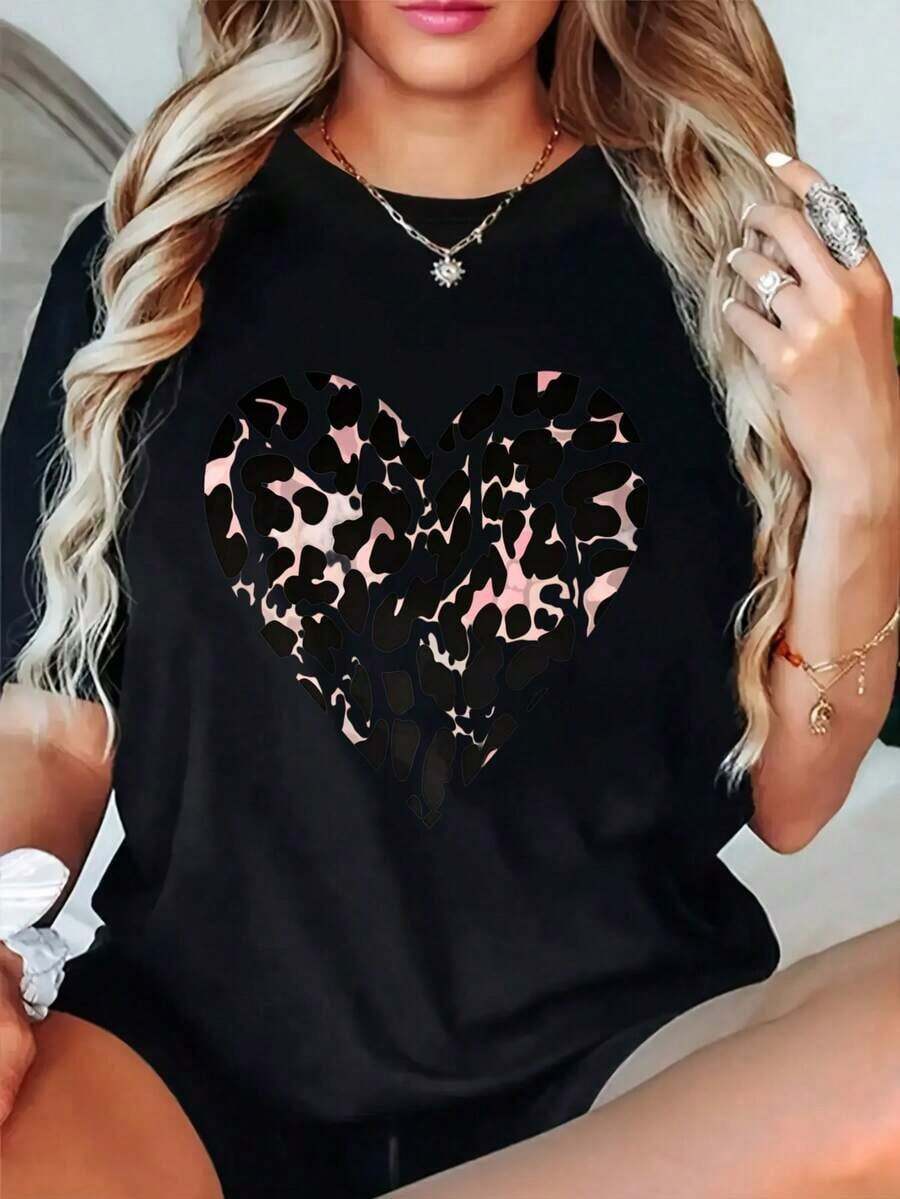Women's Casual Cotton Crew Neck Graphic Print T-Shirt, Black And White Options, Heart And Leopard Print Design, Casual Wear, Loose Fit Short Sleeve T-Shirts For Spring, Fashionable Summer Basic T-Shirts, Clothing Gift For Women, 100% Cotton, Durable - 黑色 - 查看 1