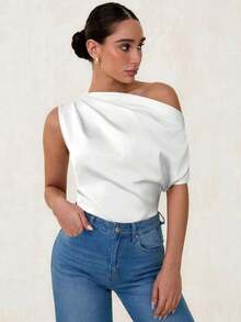 Blusa de mujer con hombro asimétrico con volantes de satén, elegante y casual para fiesta, ir al trabajo y uso diario, estilo francés de primavera/verano con un solo hombro descubierto - Blanco - Ver 6