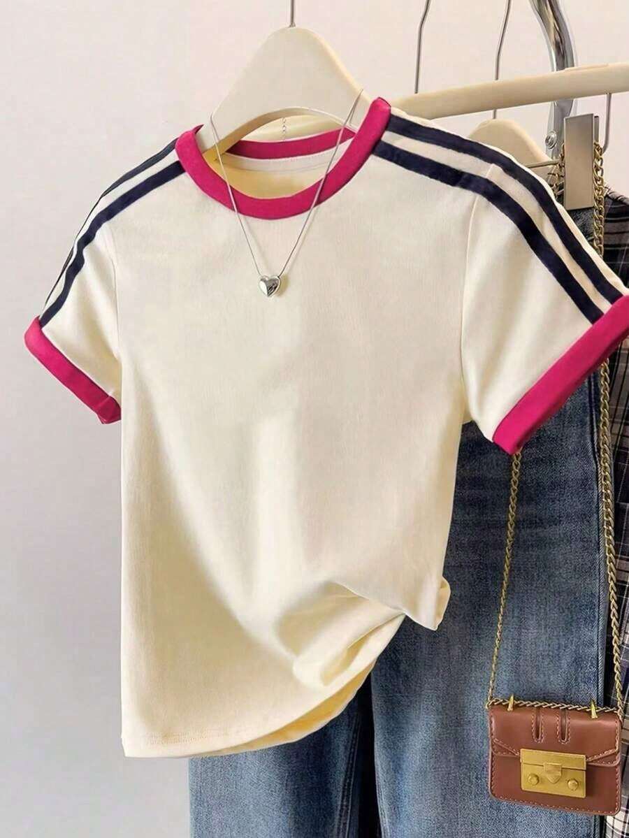 Camiseta casual de mujer con rayas laterales de color contrastante, estilo universitario para uso diario de manga corta, top deportivo de verano minimalista de patchwork retro a rayas - Multicolor - Ver 1