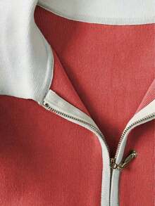 Top de punto elegante para mujer, estilo minimalista, con media cremallera y diseño de bolsillo con cremallera en color contrastante, ropa de calle, top de punto de manga corta versátil y sencillo, ropa de verano para exteriores. - Rojo anaranjado - Ver 4