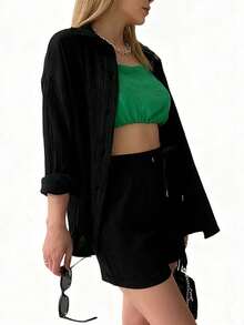 Las mujeres de dos piezas de tela arrugada solapa camisa de manga larga de cintura alta cordón pantalones cortos de gran tamaño de la moda traje casual - Negro - Ver 4