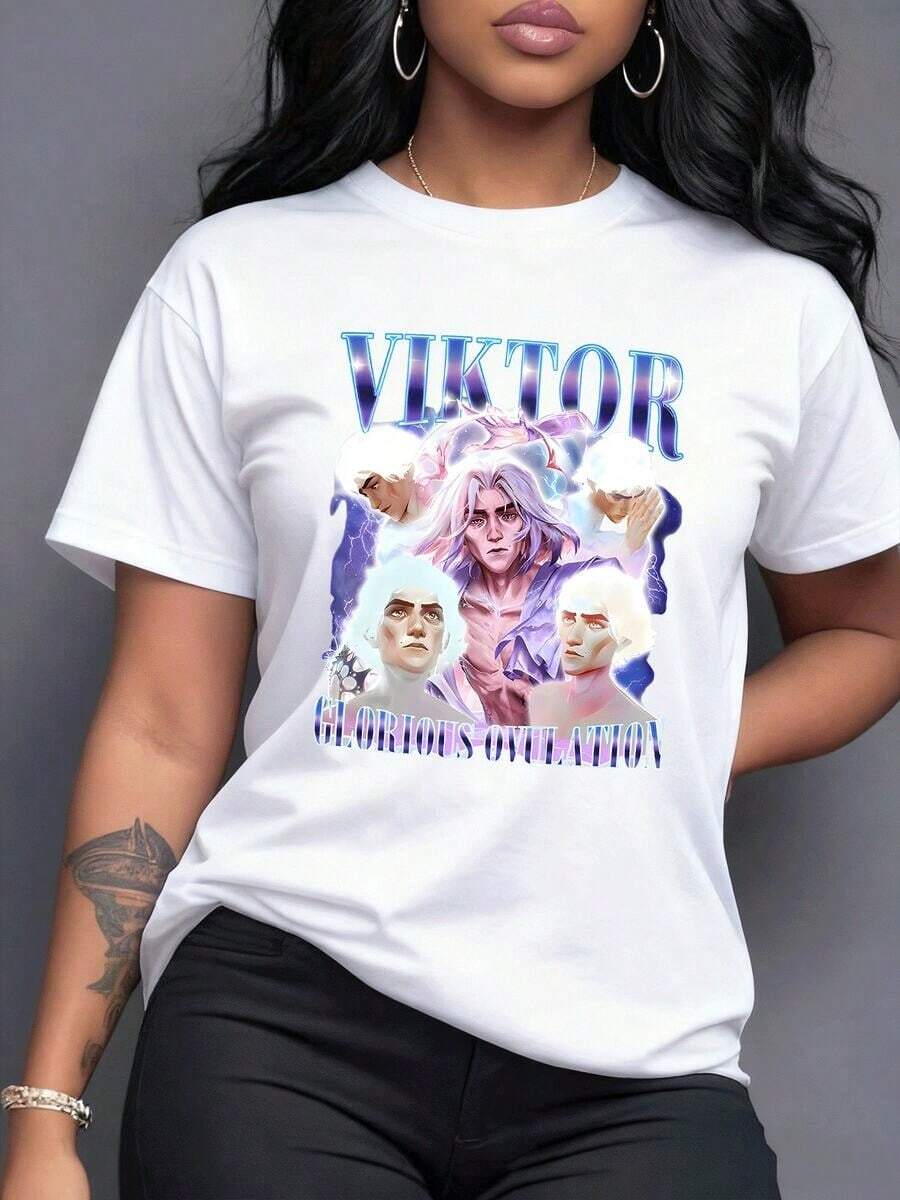 Patrón de una figura mística con cabello etéreo y seres luminosos irradiando energía potente aura celestial destellos de luz evocando profunda contemplación trascendente Camiseta de mujer 220g,Manga corta casual. - Blanco - Ver 1