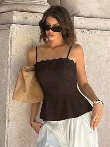 Mirada de sirena 2026 Nueva camiseta de mujer con ribete de encaje, top corto y sexy sin tirantes con ribete de encaje, top con cuello de encaje, top de mujer de cuello cuadrado, top de ganchillo, top de encaje de mujer, camiseta casual de verano de color albaricoque sólido minimalista, top de campesina de encaje crema, top de tirantes, top con volante y ribete de encaje, blusa de estilo francés, blusa para mujer elegante y clásica, blusas y tops de mujer para el verano - Marrón - Ver 5
