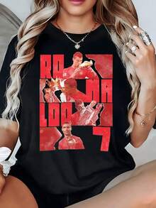 Image Of A Player Celebrating With Trophies And Number Seven Symbolizing Effort, Glory And Passion For Football In Red Tones, Modern Casual Women's T-Shirt Comfortable For Everyday Wear - 黑色 - 查看 1