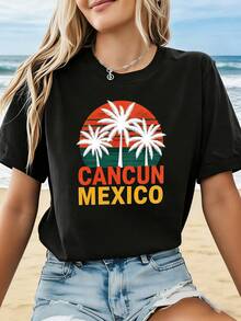 Puesta de sol en Cancún: La retro-relajación de un viajero. Camiseta de mujer de talla grande con estampado de Cancún, México, de cuello redondo, estilo casual, para primavera-verano. Vibrante, para salir, actividades al aire libre, ir al trabajo, versátil, elegante, blusas para mujer. - Negro - Ver 1