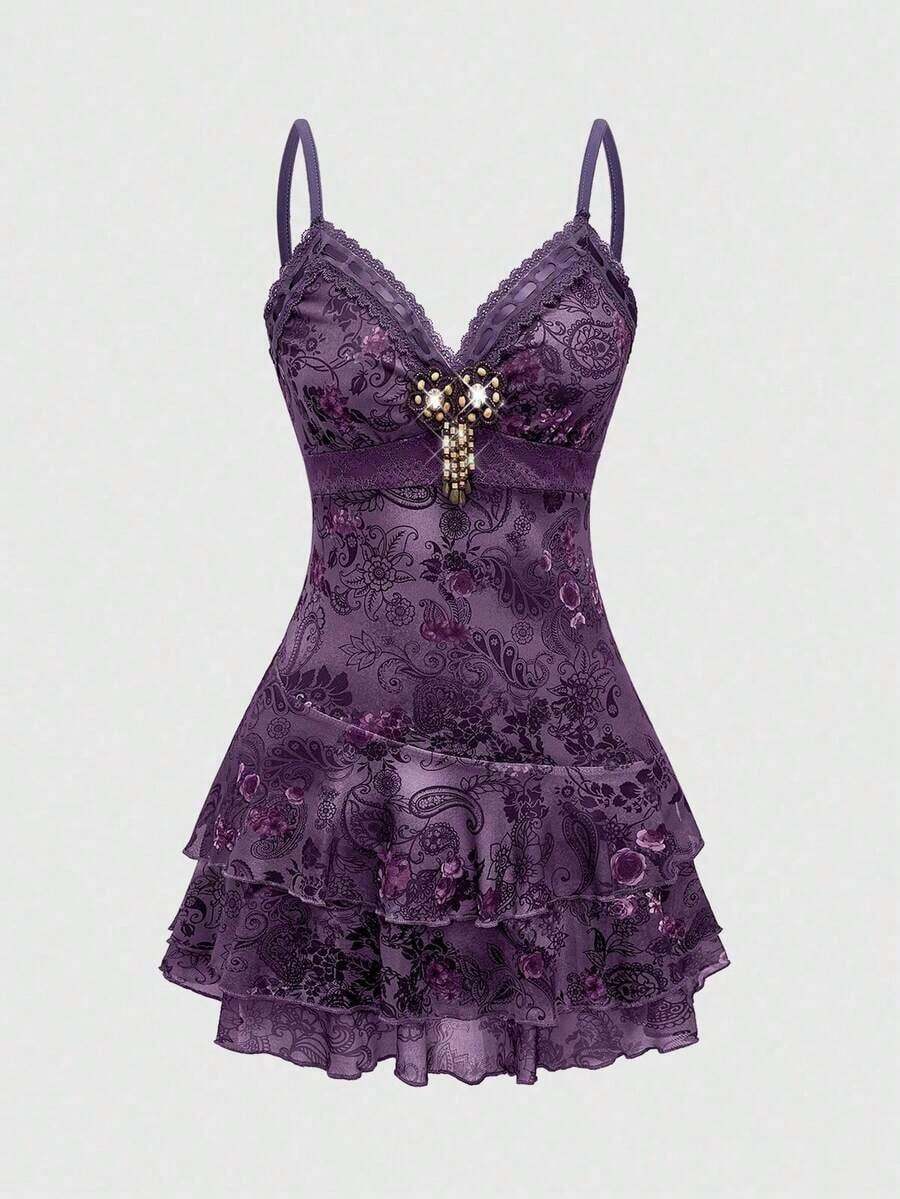 ROMWE Vestido mini con estampado de paisley, volantes, cinta y encaje inspirado en el estilo hippie vintage para mujer - Morado - Ver 1