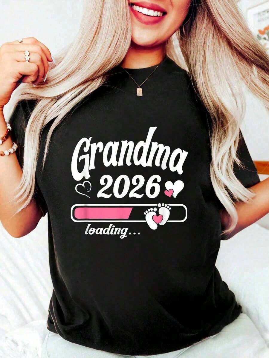New Grandma - Grandma Est. 2026 - Women's "Grandma To Be" Print Cotton T-Shirt, Crew Neck, Short Sleeve, Casual Style. - 風格 - 查看 1