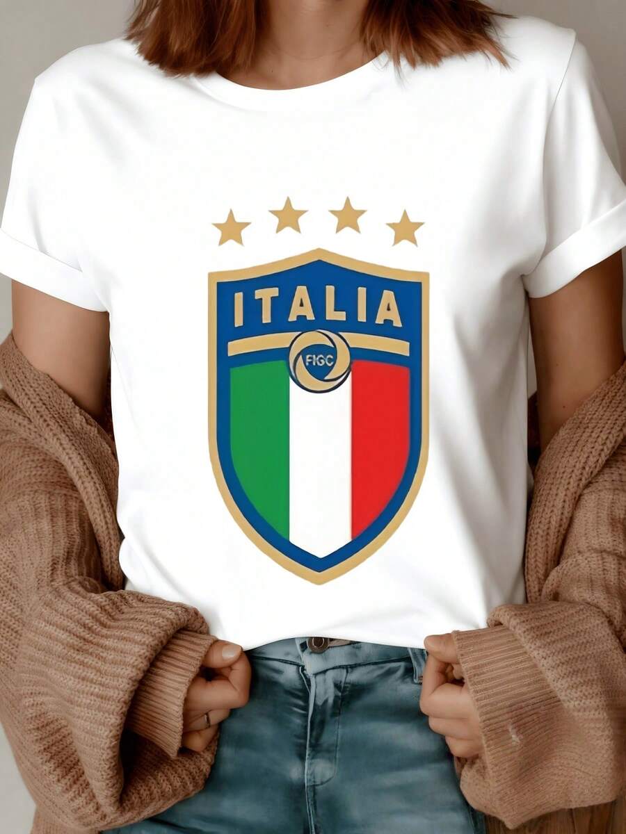 Tricolor Shield With Four Golden Stars Symbolizing National Pride And The Strength Of The Italian Team In A Vibrant And Elegant Design. Comfortable, Modern Casual Women's T-Shirt For Football Fans. - 白色 - 查看 1