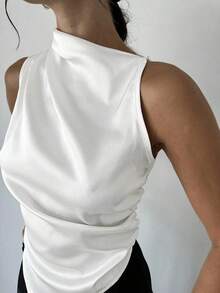 Camisa beige sin mangas con cuello con volantes y bajo curvo, una prenda esencial para la oficina y el tránsito diario para mujeres - Blanco - Ver 3