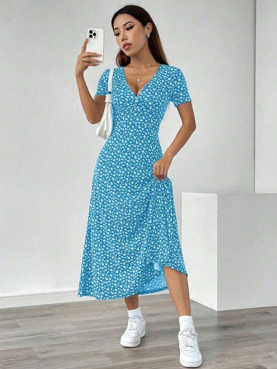 Vestido casual de verano con cuello en V, manga corta y estampado floral diminuto (corte aleatorio) para mujer - Multicolor 10 - Ver 1