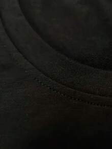 Talla Grande - Camiseta Gótica de Calavera y Cupido para Mujer - Atuendo Sexy para San Valentín y Fiestas de Halloween - Top Gótico Suave para Uso Diario - Apta para Tallas Grandes - Lavable a Máquina - Beige/Negro/Blanco/Gris - Camiseta de Impacto, Camiseta Gótica, Atuendo Festivo, Camiseta con Estampado Único, Tela Cómoda, Ropa Casual, Estética Oscura, Material Duradero, Camiseta de Impacto, Camisetas de Moda Alternativa para Mujer, Blusas Negras de Algodón para Damas - Negro - Ver 6