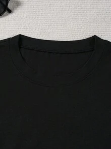 Women's  Short-Sleeved T-Shirt With Front And Back Prints, European And American Style Letter Print, Round Neck, Loose Fit, Sexy, Sweet, And Beautiful For Women, Modern And Simple Design T-Shirt, Suitable For Women To Wear On Dates And Dinners, Urban Style Short-Sleeved T-Shirt For Women, Lightweight And Breathable Fabric. LWVB - 黑色 - 查看 4