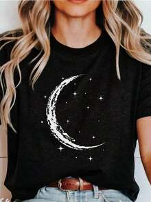Women's Top: Black T-Shirt With A Minimalist Design Of The Moon And Stars In A Night Sky. This Soft, Casual T-Shirt Is Suitable For Both Everyday Wear And Formal Occasions. Machine Washable For All Seasons. 2026 - 黑色 - 查看 10