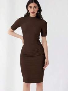 Vestido ajustado unicolor de cuello alto - Marrón Chocolate - Ver 2