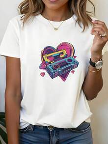 1 camiseta vintage para mujer con estampado de cinta en forma de corazón - estilo retro de los 80, manga corta, cuello redondo, tela suave y lavable a máquina, adecuada para uso casual, atuendos diarios y eventos temáticos, color blanco, ajuste cómodo, 180g, 100% algodón. - Blanco - Ver 6