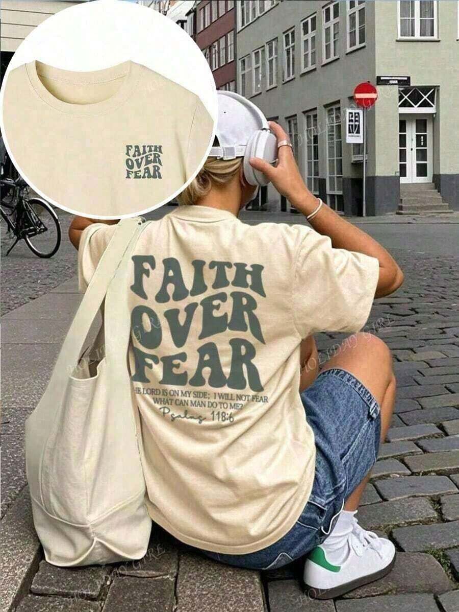 "Faith Over Fear" Double Print T-Shirt - Short-Sleeve Crew Neck Pure Cotton T-Shirt, Holiday Style, A Daily Essential. Holiday Outfits, Simple Retro Street Style Top. Everyday Campus Wear For Men And Women - Comfortable Loose Fit Cotton Vintage Street Style T-Shirt - 杏 - 查看 1