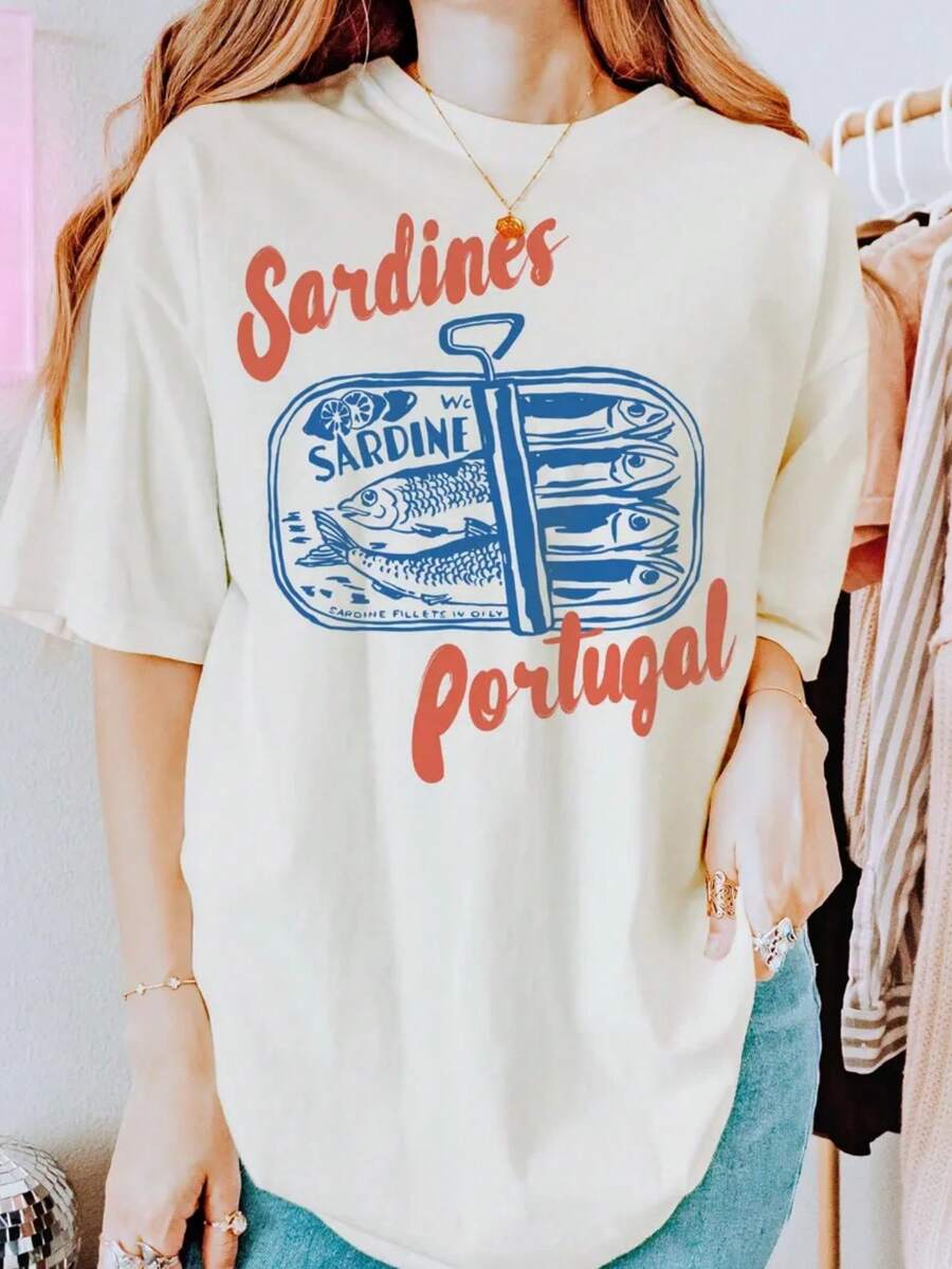 Sardines Shirt, Tinned Fish Shirt, Portugal T-Shirt. Women's Fashionable Casual T-Shirt With Creative Print, Short Sleeve, Round Neck, For Spring And Summer. Festive Celebration Shirt, Party Wear Top - 彩色 - 查看 1