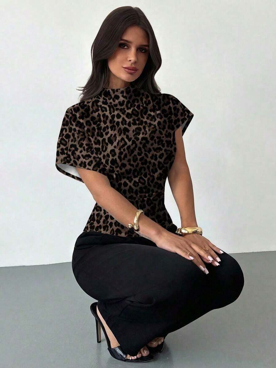 Blusa ajustada de estampado animal minimalista y casual con cuello fruncido, manga asimétrica y cintura fruncida, para mujer, para todas las estaciones - Blanco 4 - Ver 1