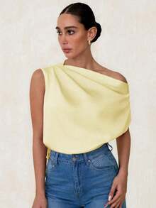 Blusa de mujer con hombro asimétrico con volantes de satén, elegante y casual para fiesta, ir al trabajo y uso diario, estilo francés de primavera/verano con un solo hombro descubierto - Amarillo - Ver 3