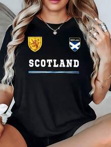 The Golden Lion Shield Alongside The Blue Crossed Flag Of Scotland, A Symbol Of Pride And Strength, Reflects The Courage And Spirit Of A Historic Land. A Comfortable, Casual Women's T-Shirt For Everyday Wear. - 黑色 - 查看 8
