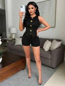 Conjunto de oficina casual elegante para mujer, camiseta sin mangas ajustada y sexy con decoración de botones metálicos y shorts, traje casual de 2 piezas - Negro - Ver 5