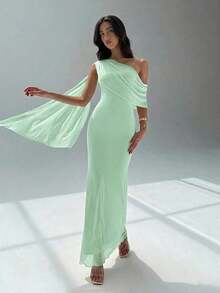 Vestido de mujer de unicolor con hombros asimétricos - verde menta - Ver 4
